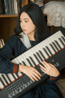 禽兽超人第一季免费完整版