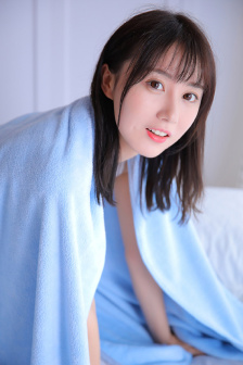 寡妇田里有桃花全